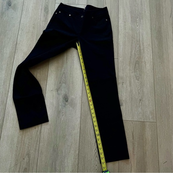 J. McLaughlin Women’s Cotton Stretch Classic Mid-Rise Jeans Black Size 6 EUC - Picture 8 of 11
